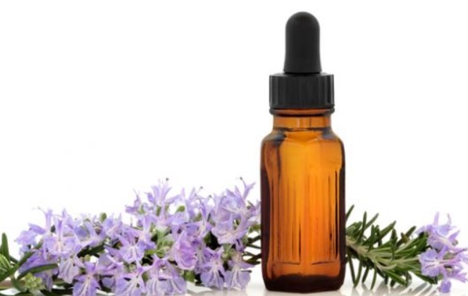 μπουκαλάκι για αιθέρια έλαια και άνθη λεβάντα